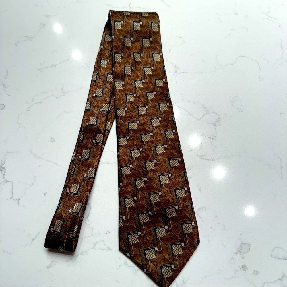 Croft & Barrow Brown Checkered Tie